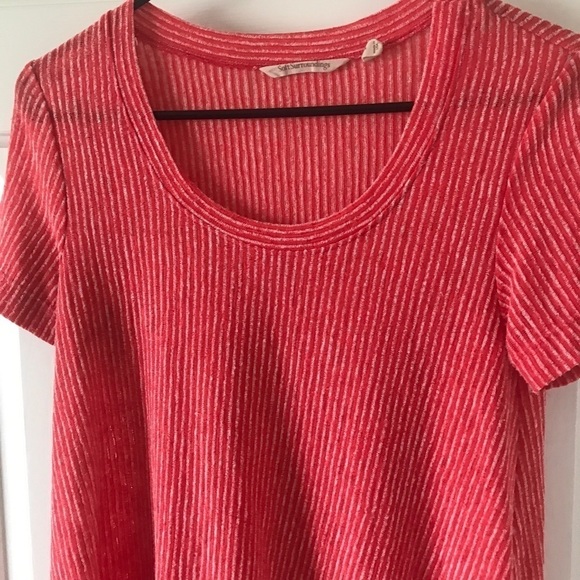 Soft surroundings red short sleeve white stripe top (T1) - Picture 3 of 4